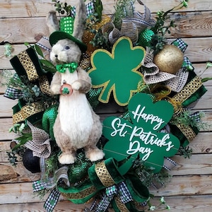 St Patrick's Day Wreath, leprechaun Wreath for Front Door, luck of the Irish Porch Decor, Burlap burlap Wreath image 1