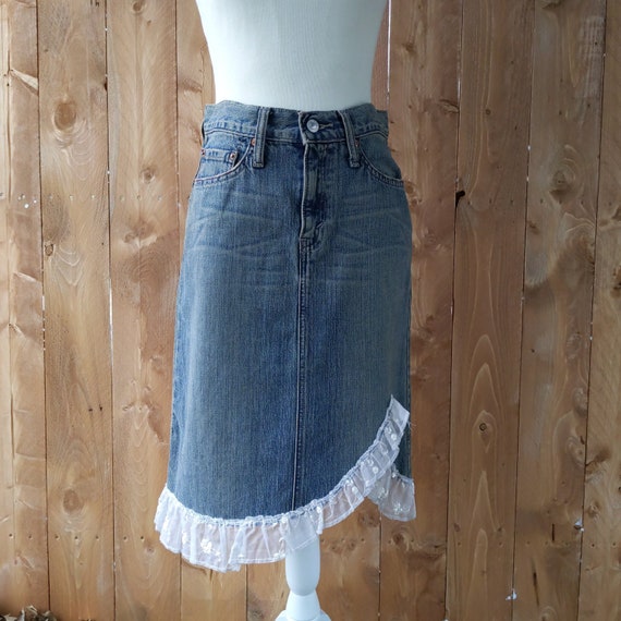 levis ruffle skirt