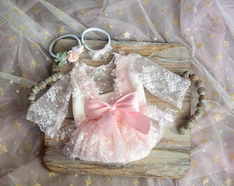 Newborn Pink Lace Bow Romper Set