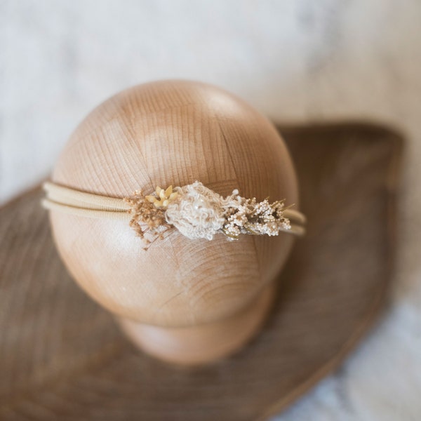 RTS, Newborn Headband, Beige Headband, Baby Girl Headband, Photo Prop, Vintage, Cream, Off white, Dried flowers