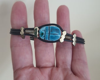 pulsera de escarabajo azul egipcio vintage