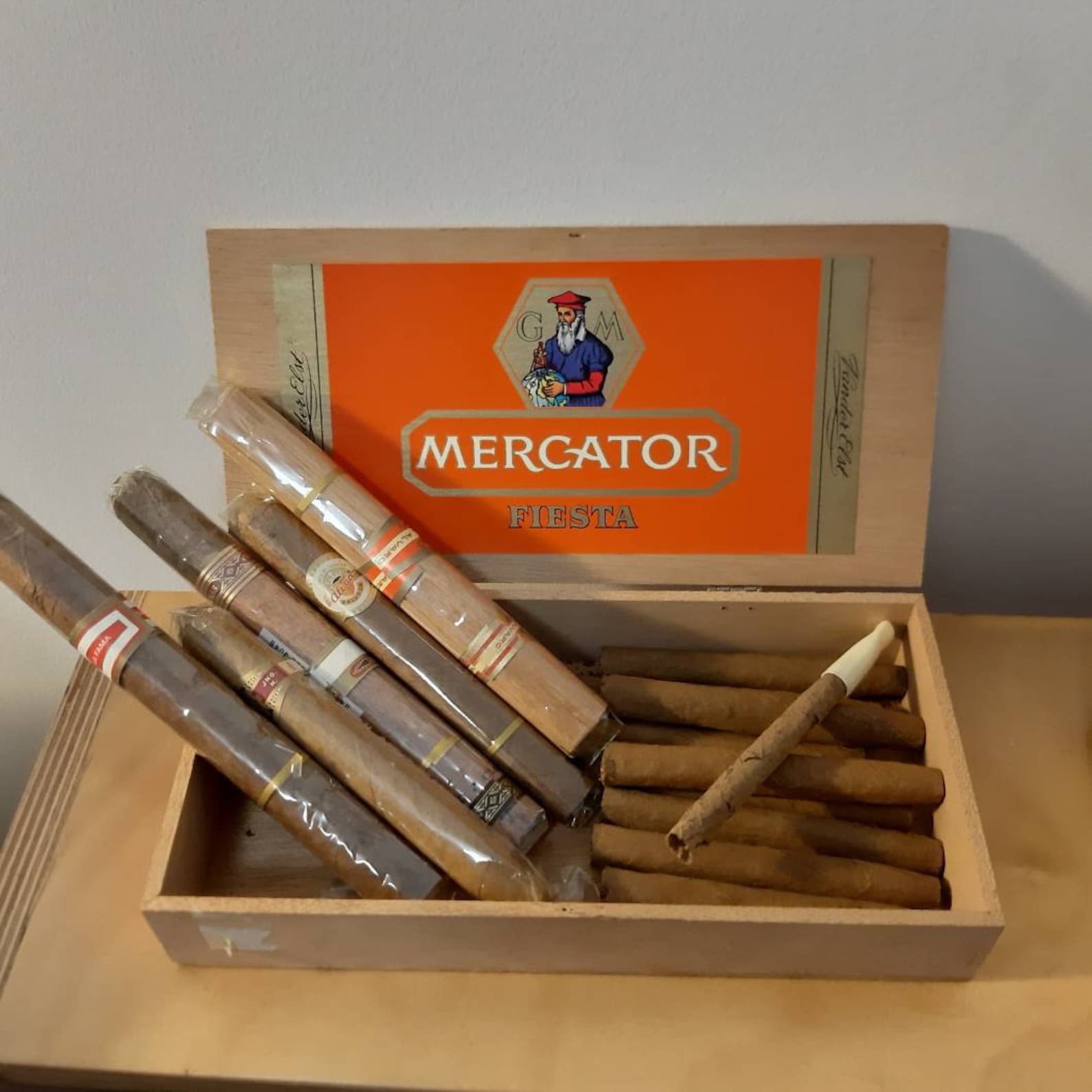 Vintage Wooden Cigar Box Cigars Mercator Fiesta Belgium Cigars Etsy