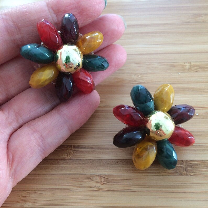 Vintage 80s clip on earrings daisies statement clip ons