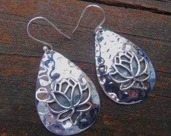 925 Lotus Flower Sterling Silver Earrings, Hammered Silver Teardrop Lotus handmade Earrings, Sterling Silver Dangle Earrings