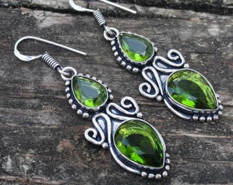 925er Sterlingsilber-Ohrringe mit grünem Peridot, Naturstein, Statement-Ohrringe mit Peridot-Edelstein, Boho-Ohrringe mit grünem Stein, handgefertigt
