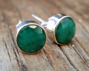10mm 925 Silver Emerald Stud Earrings, Sterling Silver Round Natural Green Emerald Studs, 925 Silver Natural raw Emerald Dainty Studs