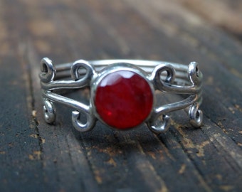 925 - Ruby Sterling Silver Ring Size 9, Handmade 925 Silver natural genuine Ruby Stone Ring, Natural raw stone ring, Red Ruby Silver Ring