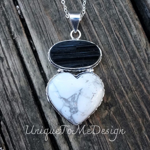 925 天然ブラックトルマリン＆ハウライトハートペンダント