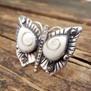925 - Shiva Eye Shell Ring Size 7, Sterling Silver Natural Moonstone Butterfly Statement Ring 7, Artisan Insect Ring, Handmade Butterfly