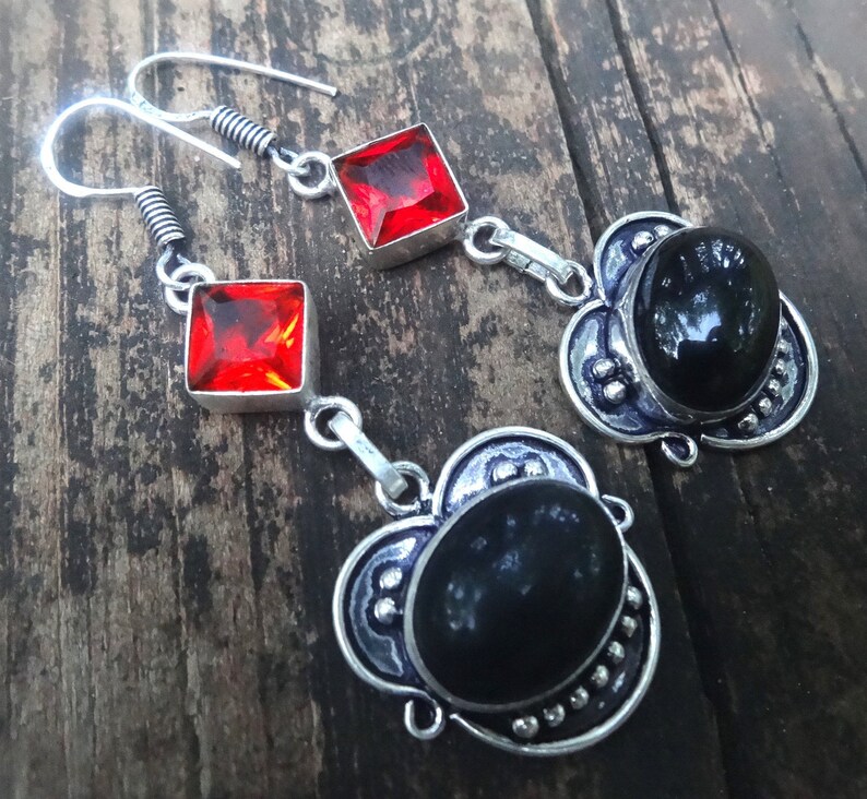 Red Garnet /& Black Onyx Sterling Silver Earrings Red and Black Earrings Garnet Gemstone Dangle Earrings Black Onyx Statement Jewelry 925