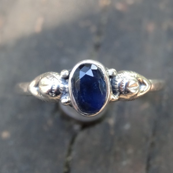 925 Sapphire Sterling Silver Ring, Natural Blue Sapphire Dainty Botanical Ring, 925 Silver Sapphire ring, Natural Sapphire stacking ring