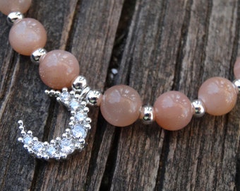 925 Natural Peach Moonstone, Handmade Crescent Moon Bracelet, Peach Moonstone gemstone beaded bracelet, Natural Stone Moon Bracelet