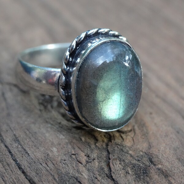 Gorgeous Rainbow Fiery LABRADORITE Sterling silver Ring Size 9 - Sterling Silver Ring - Gemstone Ring - Ring size 9 Boho chic Ring