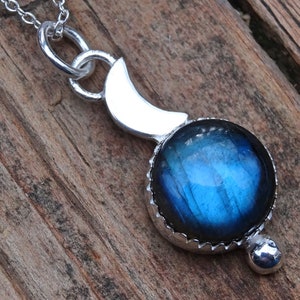 925 - Blue Labradorite Necklace, Sterling Silver, Celestial Blue Labradorite Moon Pendant, Natural Stone, Moon Necklace, Labradorite pendant