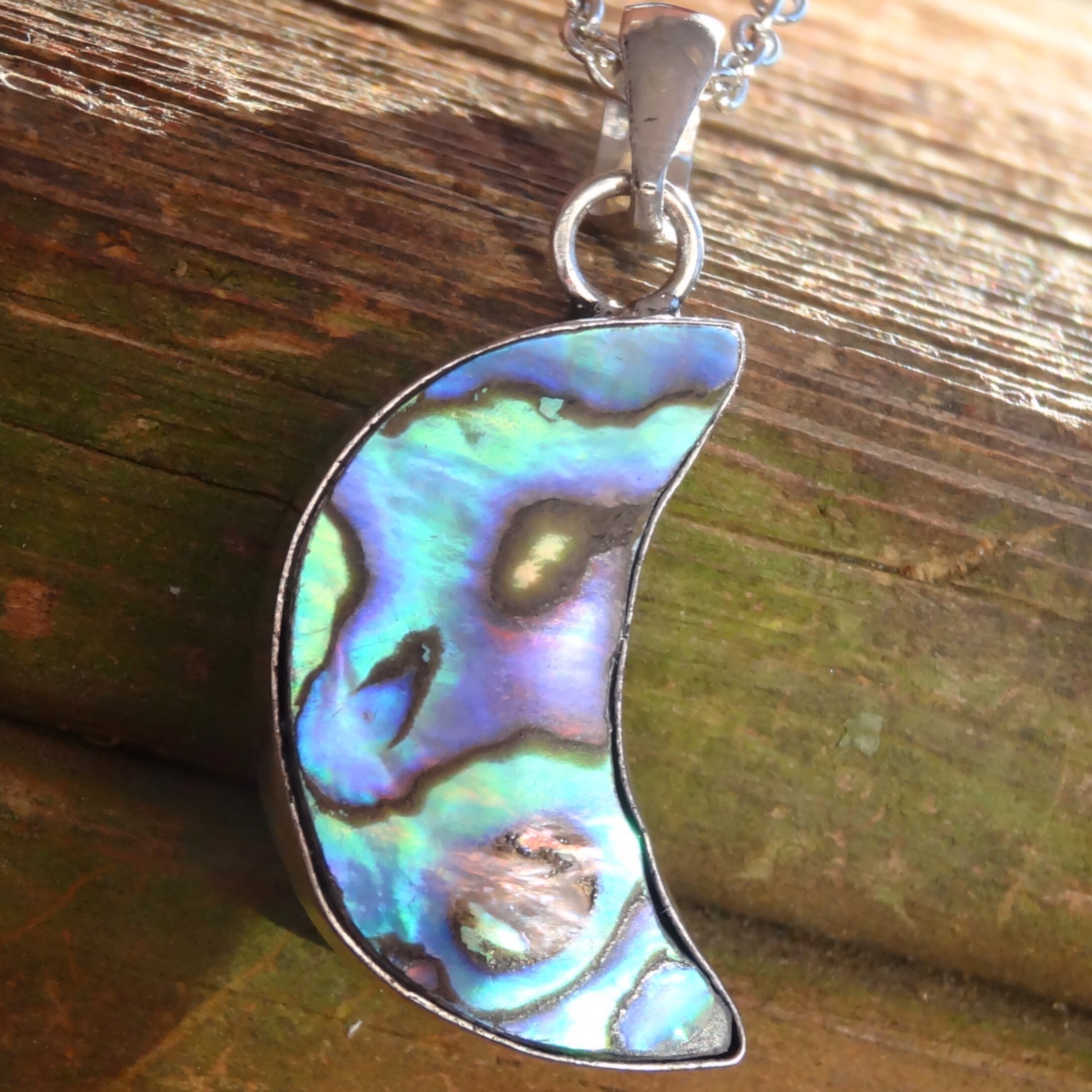 Collana Ape Con Pietra Di Luna E Abalone In Argento 925 – Ciondolo Api Regina – Gioiello Significato Spirituale – Regalo Donna