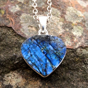 925 - Raw Labradorite Necklace, Sterling Silver Natural Stone Rough Labradorite Pendant, Silver Raw gemstone, Blue Labradorite Statement