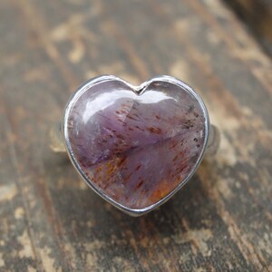 925 - Super Seven Heart Ring Size 7, Natural Stone, Sterling Silver, Cacoxenite Super 7 Ring 7, Purple Heart gemstone ring, Metaphysical