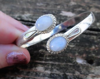 925 Rainbow Moonstone Sterling Silver Bangle Bracelet, Sterling Silver Moonstone Cuff, Silver Moonstone bracelet, multi Rainbow Moonstone