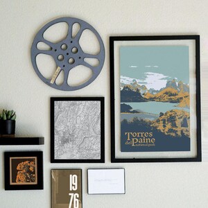 Torres del Paine National Park Poster: Retro Travel Art imagen 2