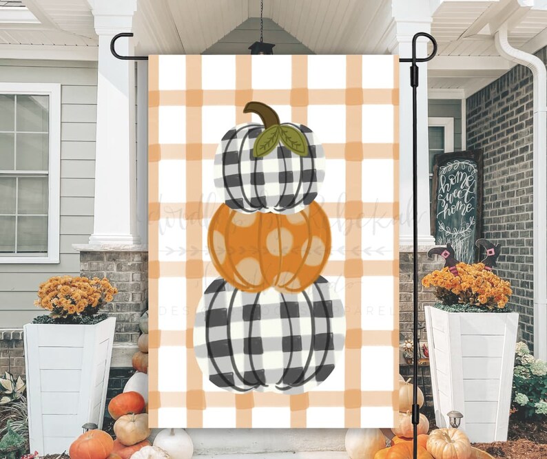 Gingham Pumpkin Stack Garden Flag