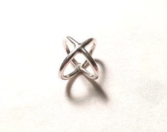 925 sterling silver X ring size 6.5
