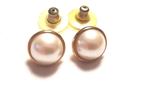 Vintage 14k solid yellow gold with faux pearl ear… - image 5