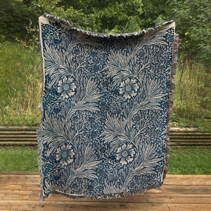 William Morris Woven Tapestry - Indigo,  Woven Flower Throw - Vintage Flower Bohemian Blanket  - in Cotton for Meditation or Yoga