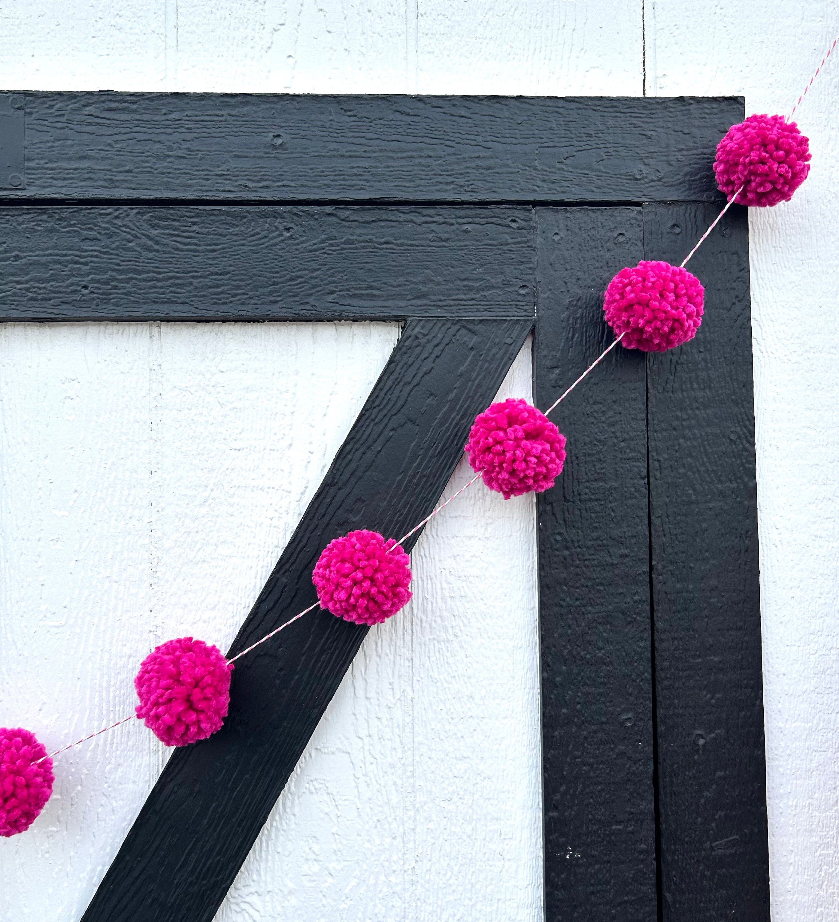 Pink Pom Poms Garlands With Tassles/mexican Pompoms/wall  Decorations/tassels/holiday Pom Pom Garland, Banner 
