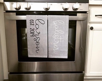 Personalized Dish Towel / Family Name Kitchen Towel / Custom Tea Towel / Kitchen Decor / New Couple Gift / Wedding Gift / Housewarming Gift