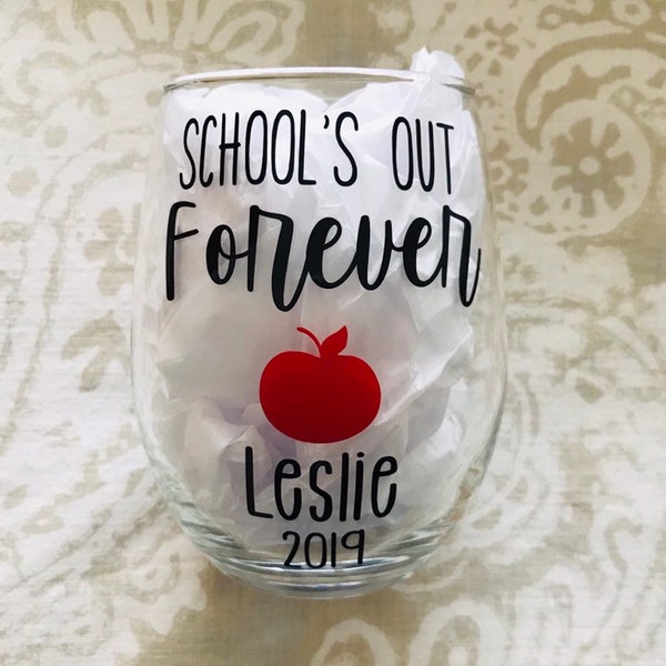 Teacher Retirement Wine Glass / Teacher Gift / Teacher Retirement Gift / Funny Teacher Wine Glass