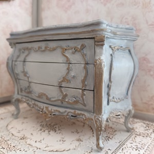 Louis XV style Bombe Commode