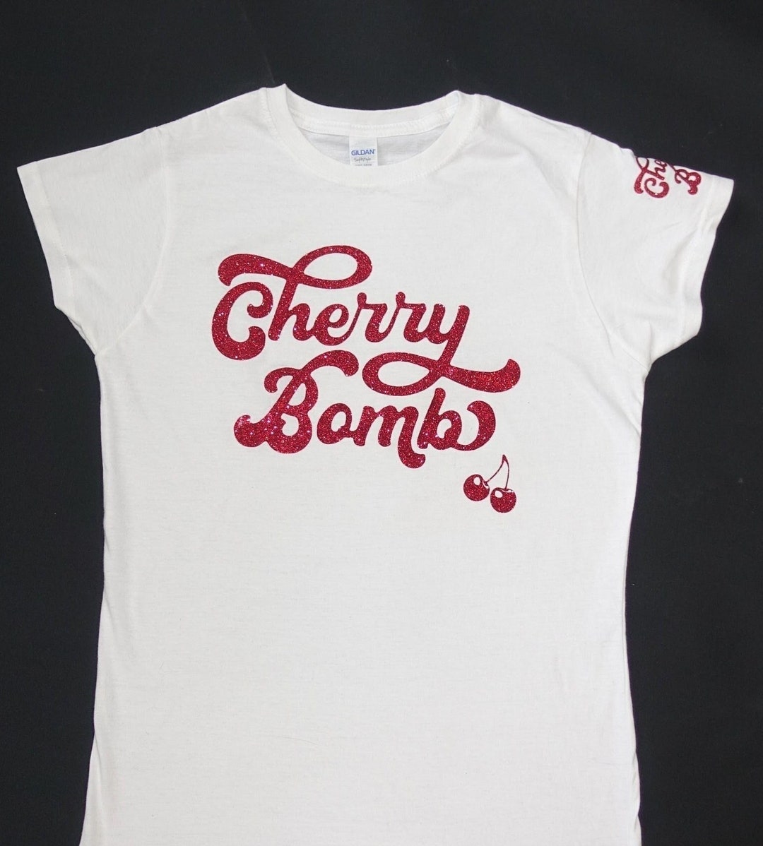 the runaways//vintage 70s - The Runaways - T-Shirt | TeePublic