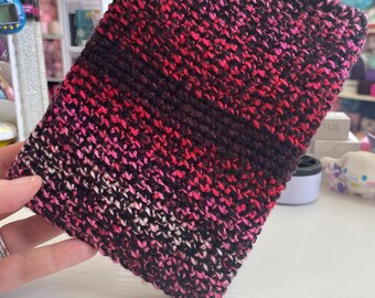 Crochet Kindle Sleeve | Book Lover Gift | E-Reader Cover | Bookish Gift | Kindle Paperwhite Cover | Kindle Paperwhite Sleeve