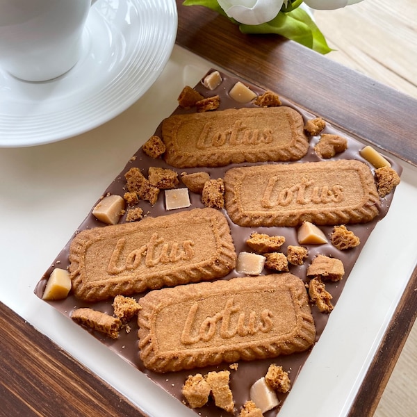 LOTUS BISCOFF Milk Chocolate Slab - Chunky Belgian chocolate covered slab loaded with biscuit & Fudge. Biscoff Gift. Letterbox Chocolate