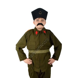 Disfraz de militar con insignias para hombre por 23,25 €