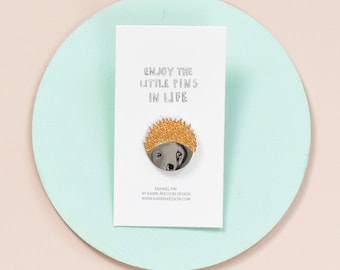 Hedgehog pin- shiny pin - brooch - lapel pins - cute pin - jewellery - silver and black - FREE UK postage - Enamel Pin - Pingame