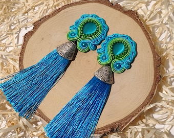 Handmade turquoise soutache earrings with tassel - La Reina