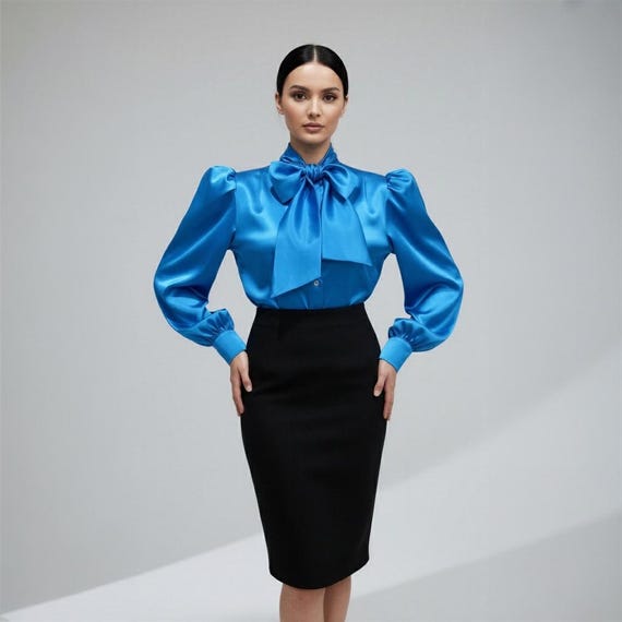 【MEER.】NECK RIBBON BLOUSE /BLE Sleeveless Tie-Neck Blouse in Navy Silk Crepe de Chine | Shop Ann