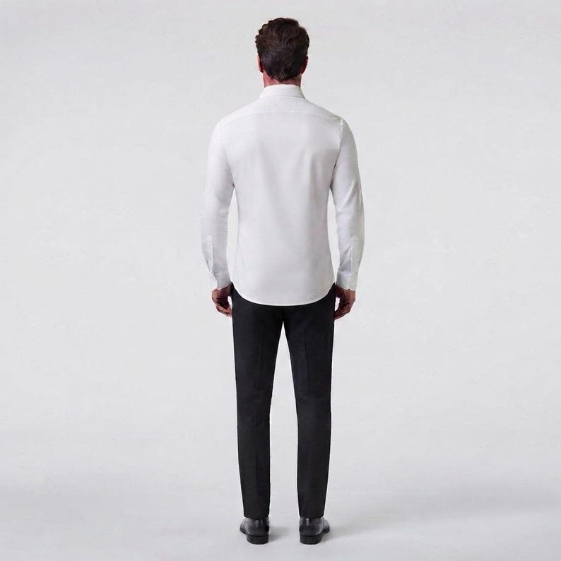 Camisa de seda color marfil con detalles de volantes, disponible en tallas S, M, L, XL, 2XL y 3XL. imagen 5