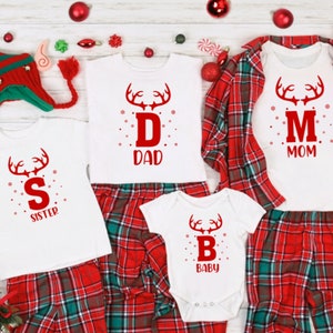 Benutzerdefinierte Weihnachtsfamilie Shirts | Weihnachten passende Familienshirts | Personalisiertes Weihnachtsgeschenk | Weihnachts T-Shirts für die Familie