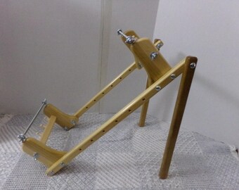 Expandable Wood Bead loom with stand # 962