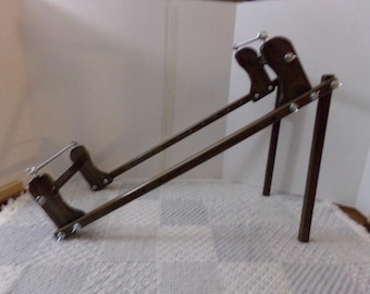 Expandable Wood Bead Loom w/ Stand #715