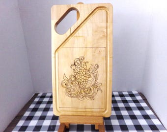 Grapes on Cutting Board