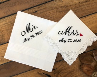 Gift for Bride and Groom, set of 2 Mr & Mrs Embroidered Wedding Handkerchiefs, Personalized Cotton Anniversary Gift