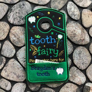 Accroche-porte personnalisé fée des dents en noir et vert, veuillez vous arrêter ici Accroche-porte avec carte dentaire et pochette, fée des dents pour garçons