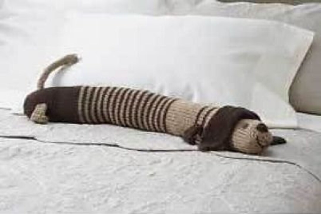 PDF Vintage Draught Excluder Knitting Pattern Vintage, Retro, Draught