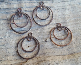 Créole, anneau, connecteur, boucles d'oreille, rustique, en cuivre oxydé. Lot de 4- artisanal-Brume de Terre
