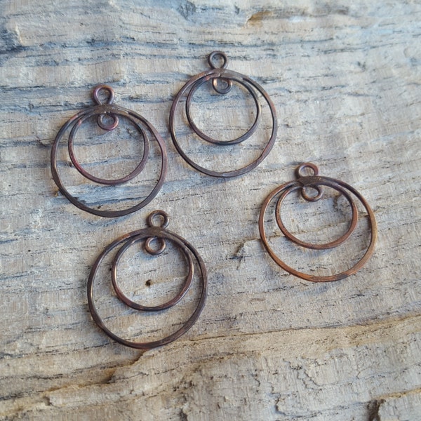 Créole, anneau, connecteur, boucles d'oreille, rustique, en cuivre oxydé. Lot de 4- artisanal-Brume de Terre