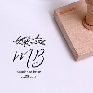 Save The Date Wedding Monogram Stamp / Wedding Invitation / Wedding Favors Gift / Custom Rubber Stamp / Personalized Stamp / Wooden Stamp