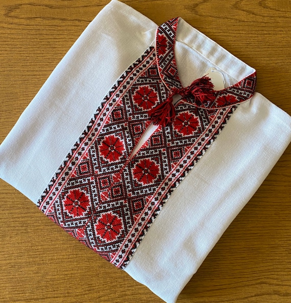 Ukrainian Embroidered Shirt/Ukrainian Vyshyvanka
